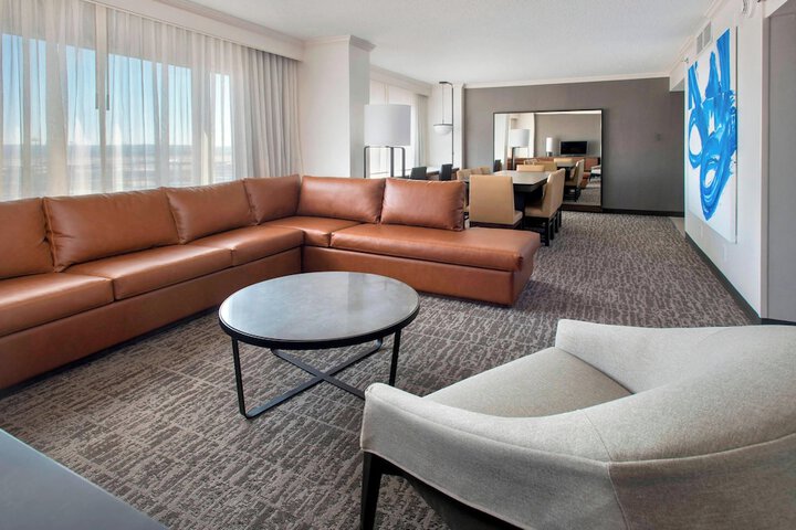 Newark Liberty International Airport Marriott