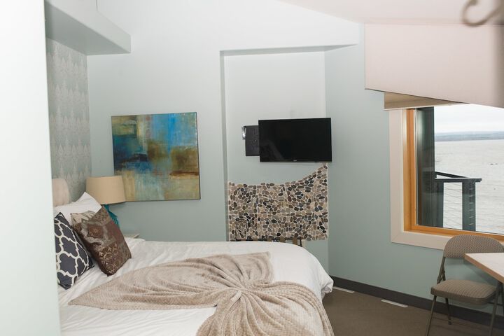 Room 14 of 49