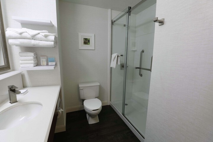 Room 15 of 35