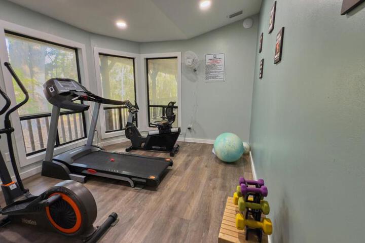 Live Oak Landing