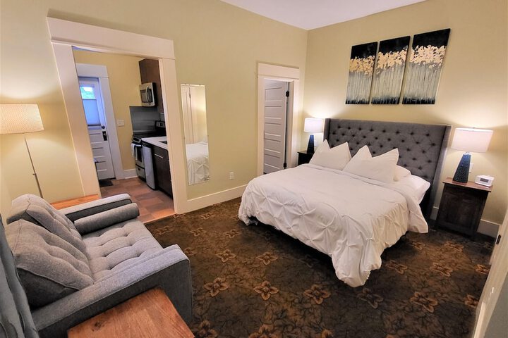Room 21 of 50