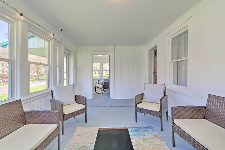 Walk to Beach! Sodus Point Escape w / Private Yard