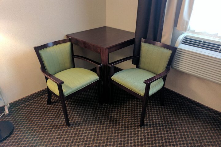 Room 10 of 36