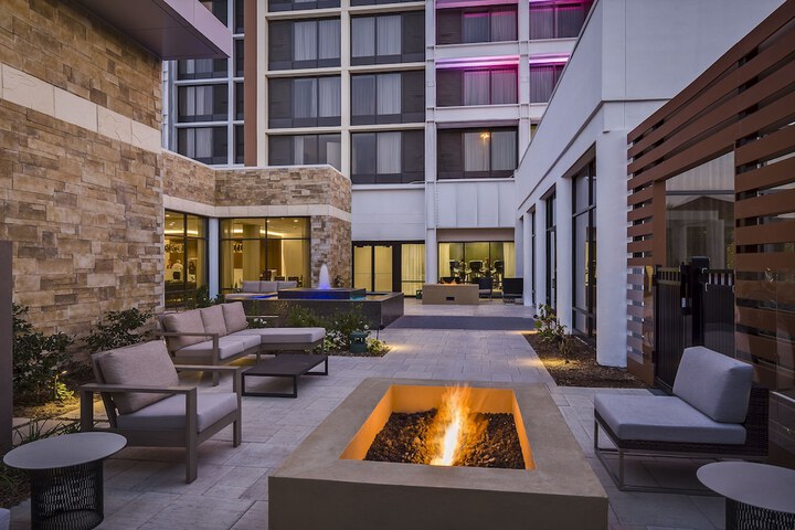 Terrace/Patio 66 of 67