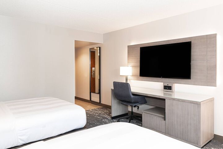 Pittsburgh Airport Marriott