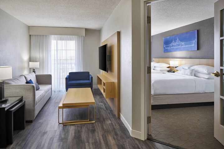 Delta Hotels by Marriott Norfolk Airport