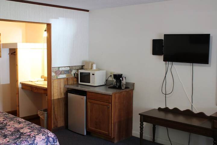 Two Rivers Lodge