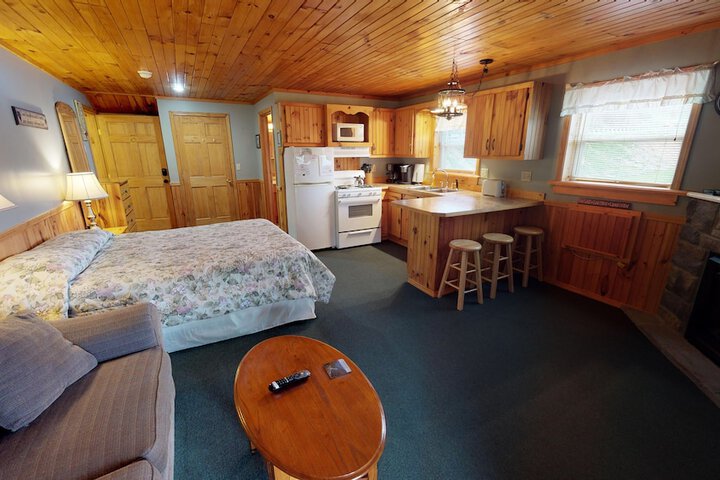 Room 72 of 176