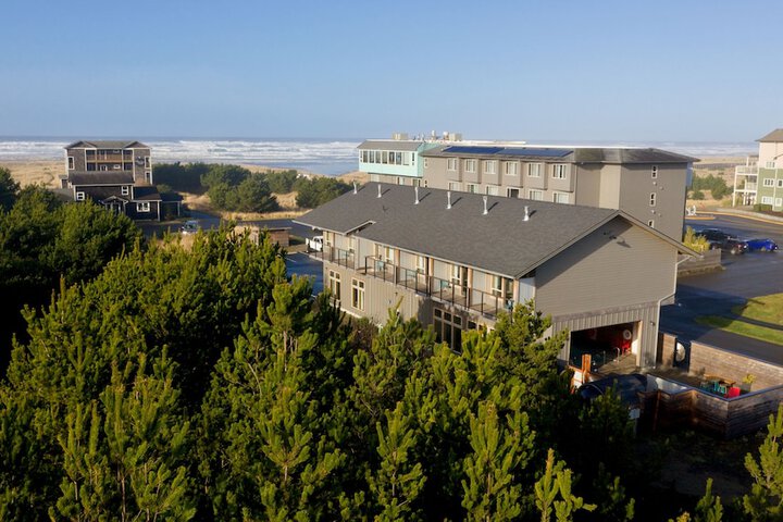 Hotel 7 of 122