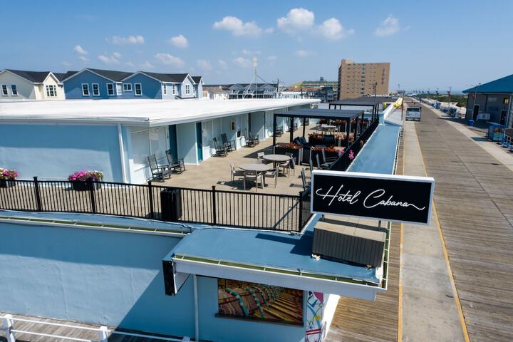 Hotel Cabana Oceanfront / Boardwalk