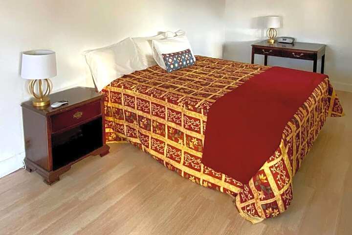 Rodeway Inn