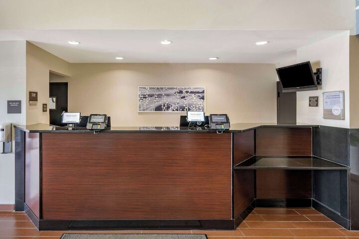 Hotel Interior 11 of 35