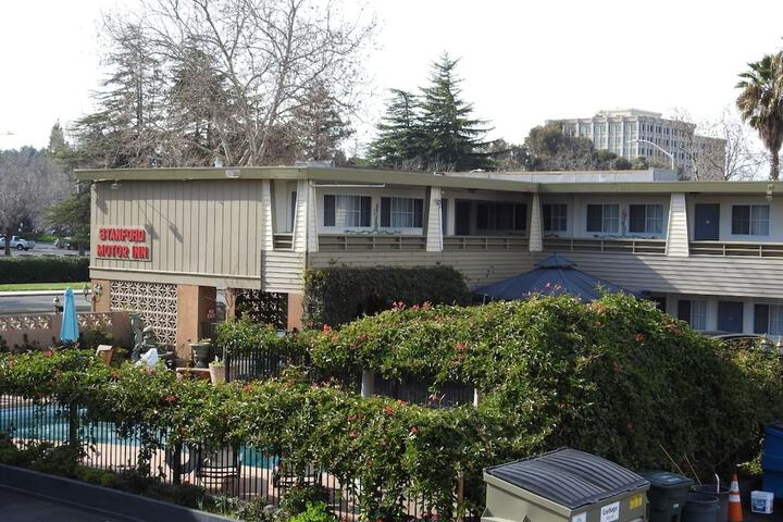 Hotel 4 of 33
