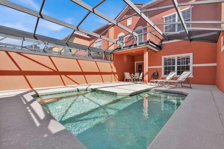 Pool 11 of 47