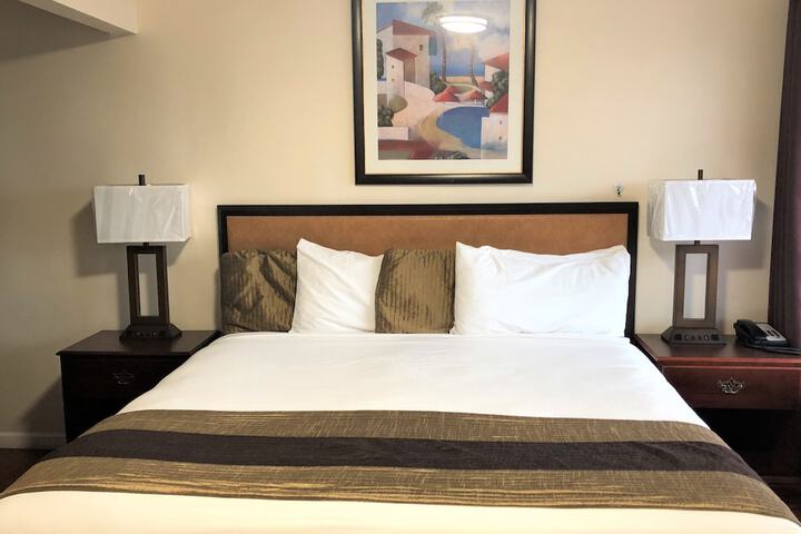 Blue Coast Inn and Suites