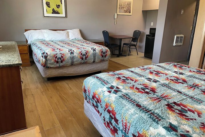 Room 32 of 45