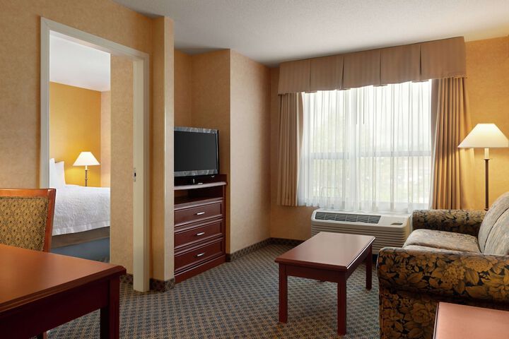 Room 14 of 34