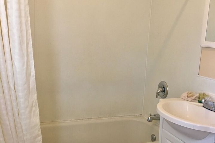 Room 111 of 187