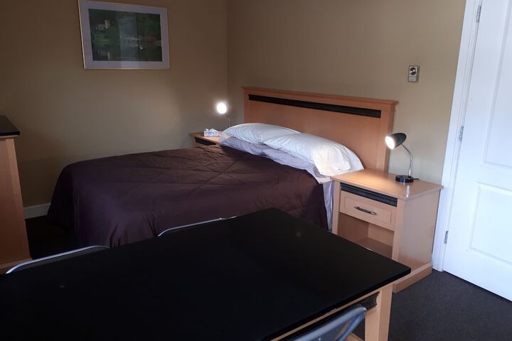 Room 53 of 62