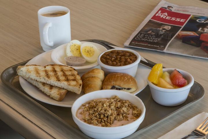 Breakfast/Coffee Service 127 of 137