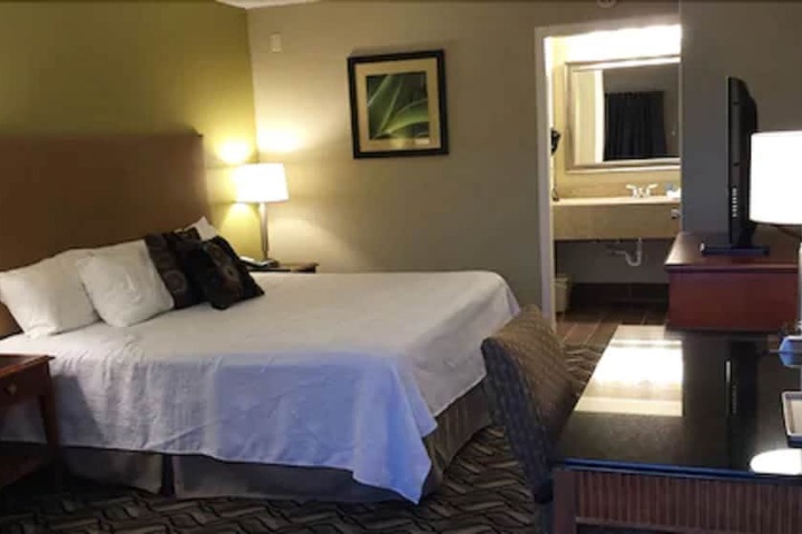 Room 20 of 43
