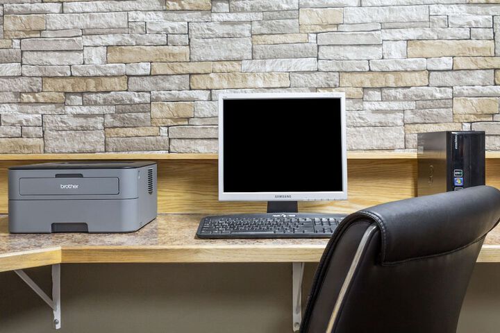 Business Center 15 of 15