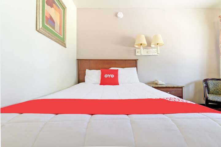 Room 18 of 27