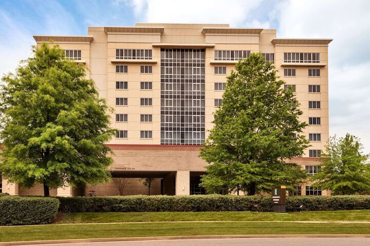 Hotel 2 of 66