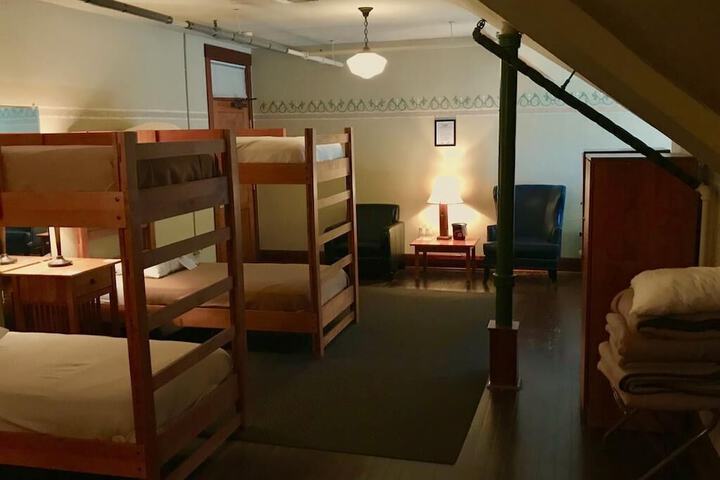 Room 59 of 125