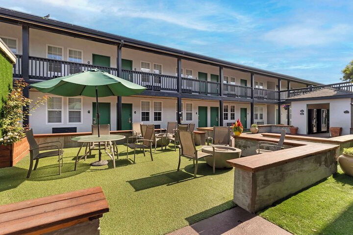Best Western Marina State Beach