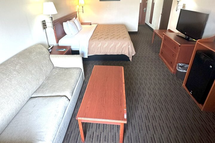 Room 126 of 163
