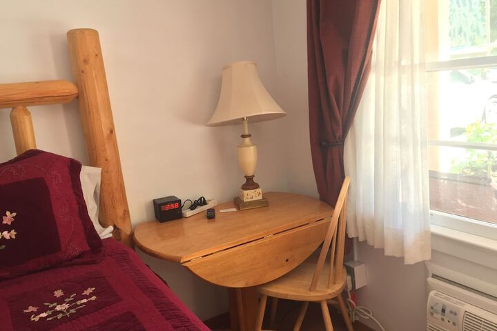 Room 77 of 105