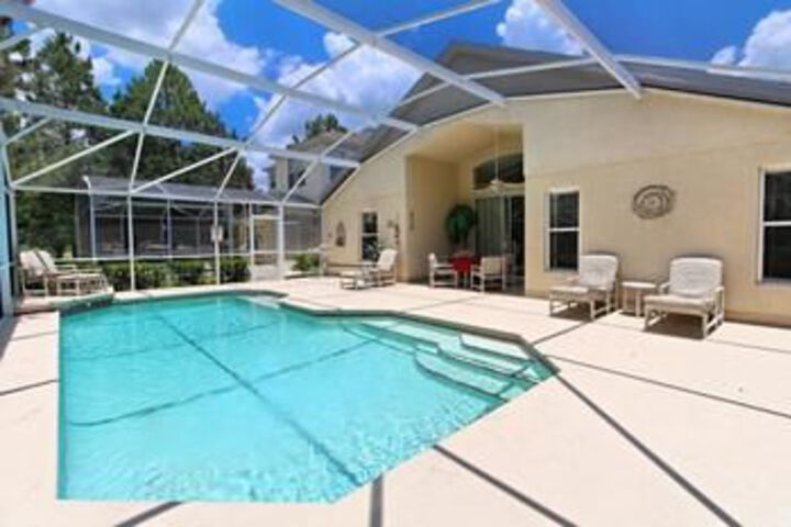 BRAND NEW 4 Bedroom Holiday home by Follow the sun vacation Rentals