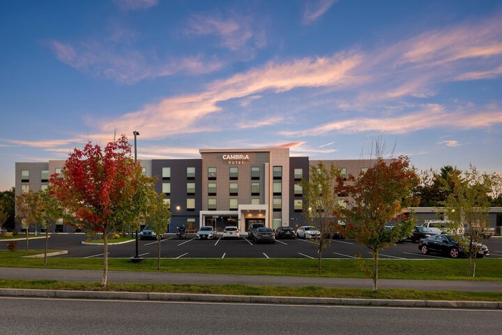 Cambria Hotel & Suites Plymouth
