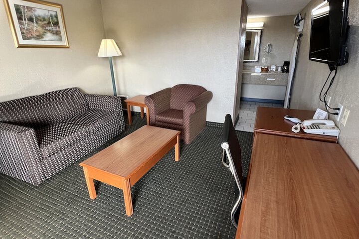 Room 38 of 70