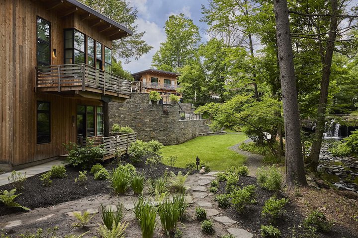 Woodstock Way Hotel