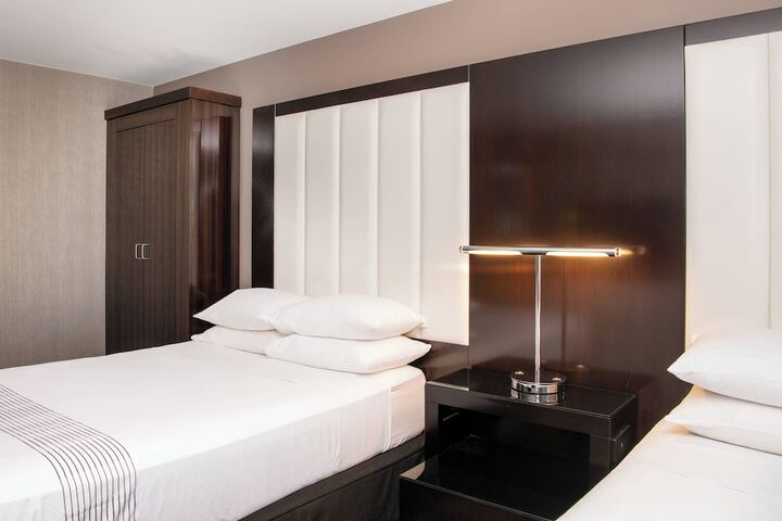 Room 55 of 108