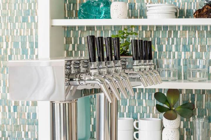 The Sydney The Edgartown Collection