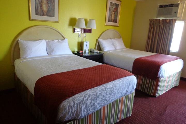 Room 14 of 20