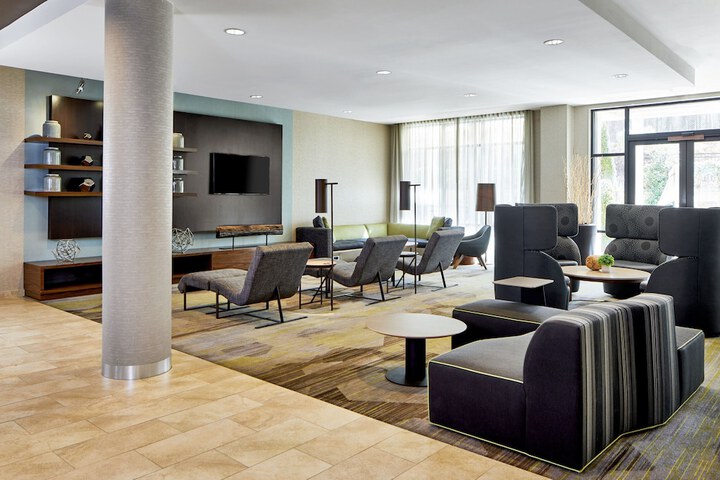 Hotel Interior 9 of 36