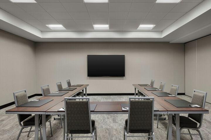 AC Hotel by Marriott Cincinnati at Liberty Center