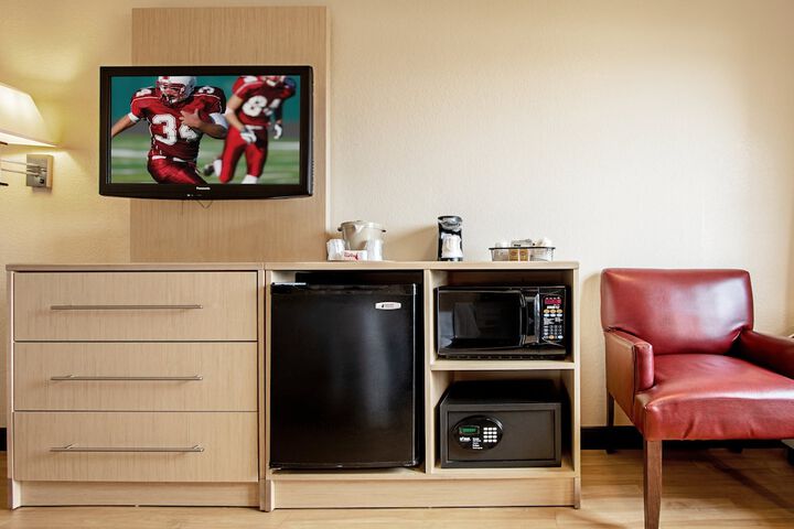 Room 10 of 24