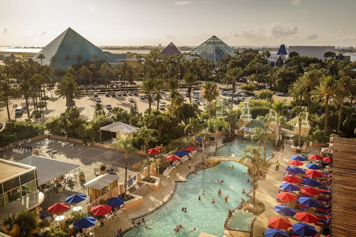 Moody Gardens Hotel Spa and Convention Center