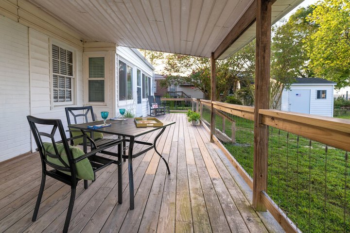 Waterfront Edenton Bay Cottage - Walk to Dtwn