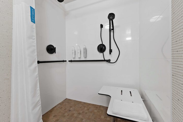Hampton Inn & Suites Lake George