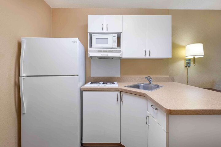 Room 15 of 25