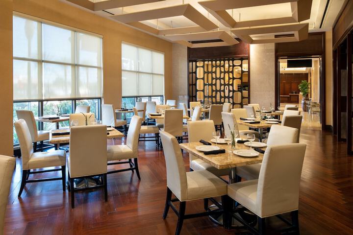 Sheraton Garden Grove-Anaheim South Hotel