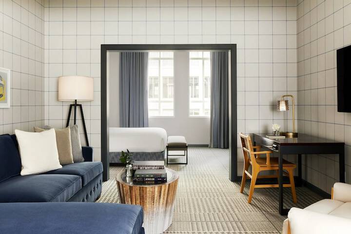 Room 20 of 118