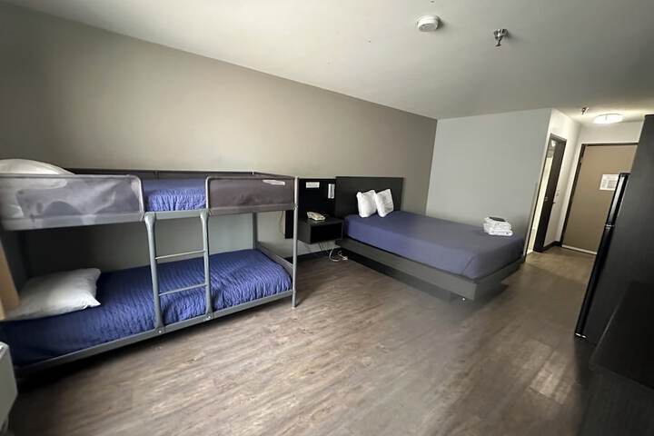 Room 40 of 47