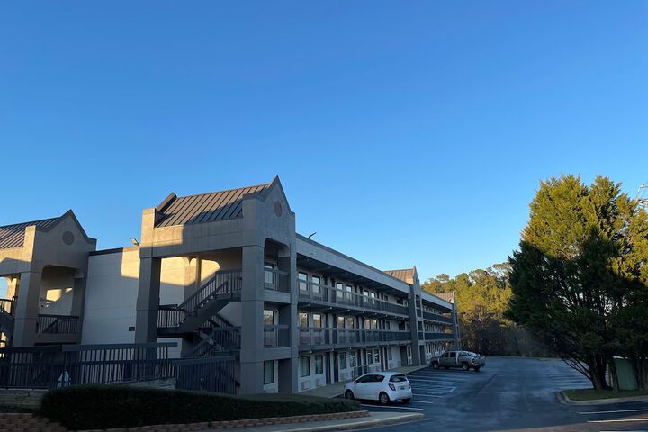 Hotel 3 of 35